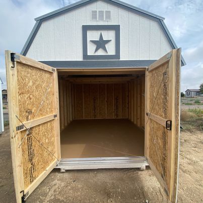 Real Leland's shed in a customer backyard